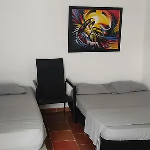 Apartaestudio 2 A Cuadra De La Playa Apartamento
